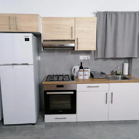 Apartament Natural Oak By Emmelia Group Pafos